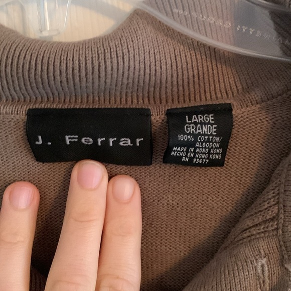 sweater - Picture 2 of 3